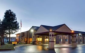 Super 8 By Wyndham Denver Stapleton